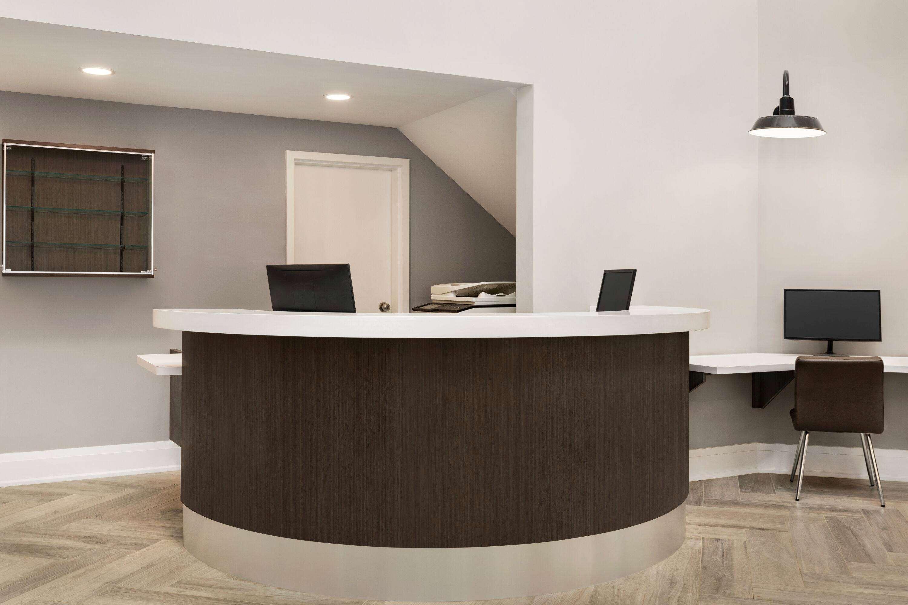 Travelodge By Wyndham טימינס מראה חיצוני תמונה